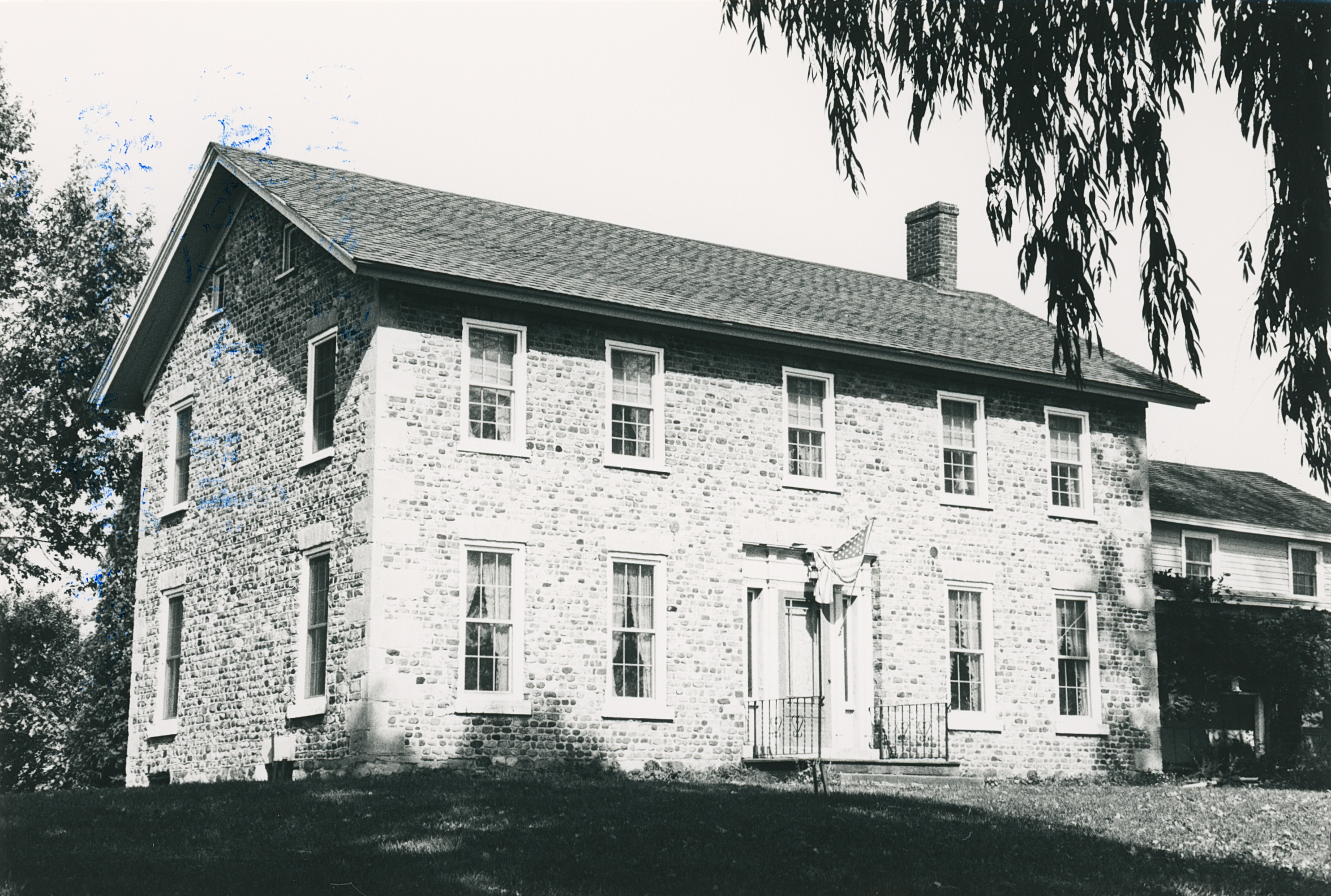 Phe-11 1092 Pinewood Rd 2